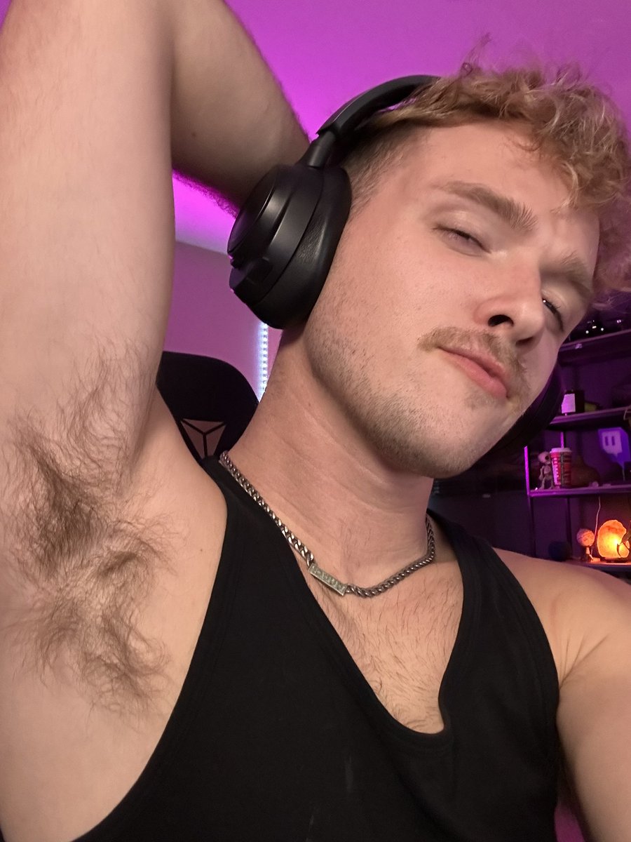 beastybro's tweet image. Apex and chill? Maybe lethal? Who knows. Come game with me😈 twitch.tv/beastybro