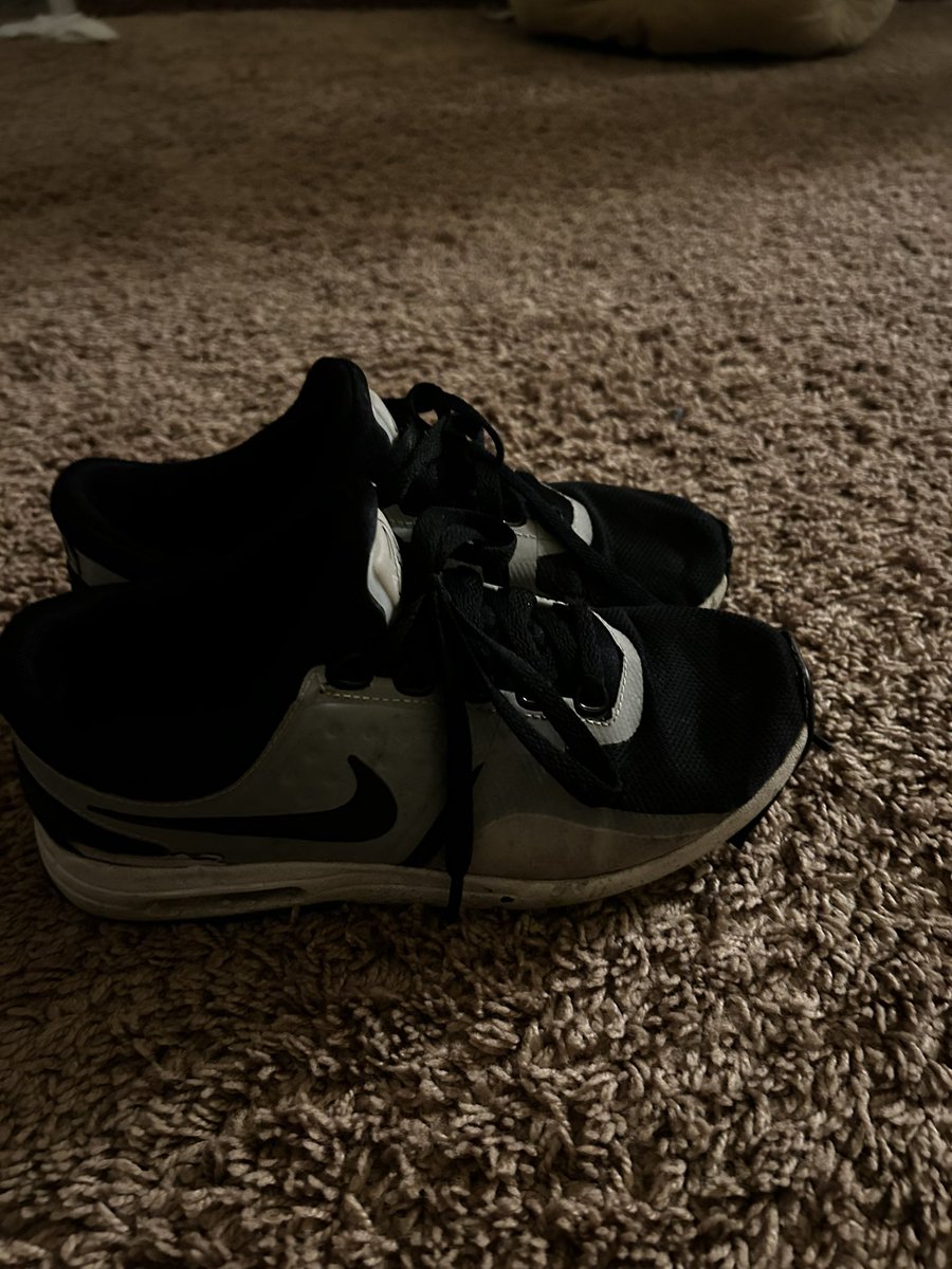 Who wants to buy these shoes 😏❤️ send offers 😉