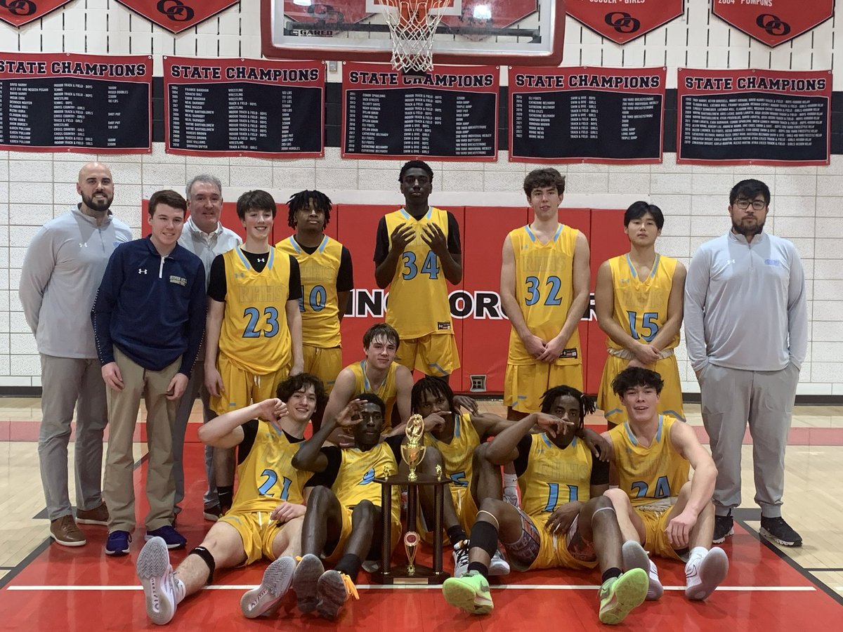 Boys Basketball wins the Quince Orchard Holiday Tournament! 🏀🏆
River Hill - 74 
Thomas Johnson - 49