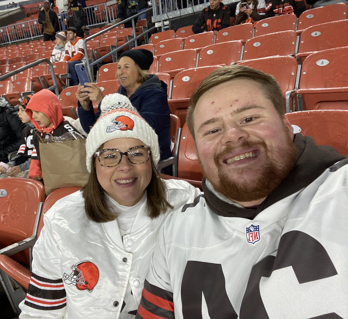 mgeissman4's tweet photo. #NYJVSCLE https://t.co/CIKxf3zJ5z
