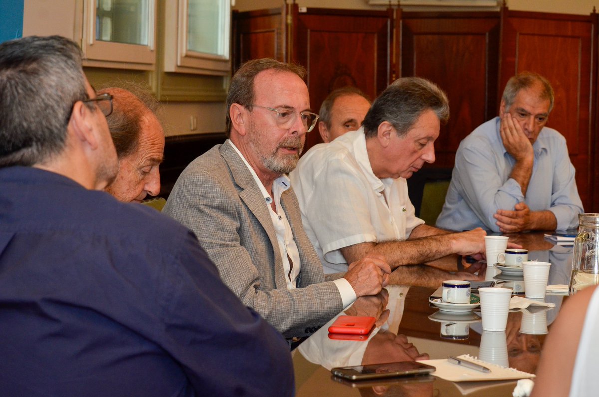 DrDanielGollan's tweet photo. Durante la reunión nos manifestaron su preocupación por las reformas que plantea el presidente Milei para el sector salud y, sobre todo, las consecuencias gravísimas que traería para el pueblo argentino. https://t.co/m0ug2gWeY3