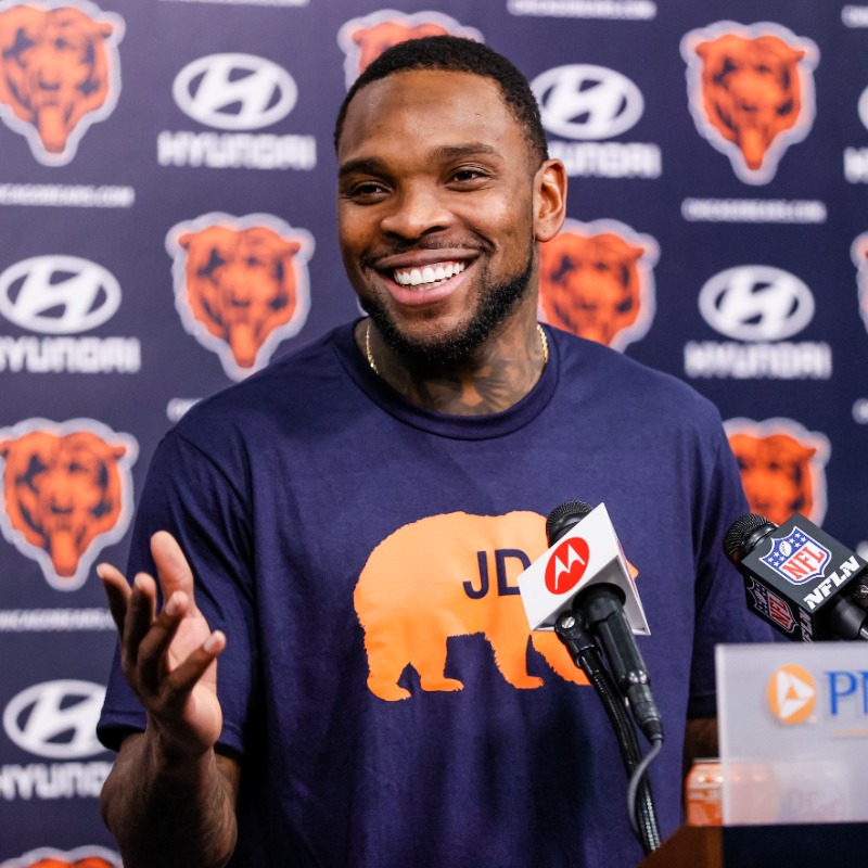 ChicagoBears's tweet photo. Named after the late ESPN reporter, the Jeff Dickerson Good Guy Award is given annually to a player who best helps the media do their jobs. 

Congrats to this year's recipient, @BoJack4!