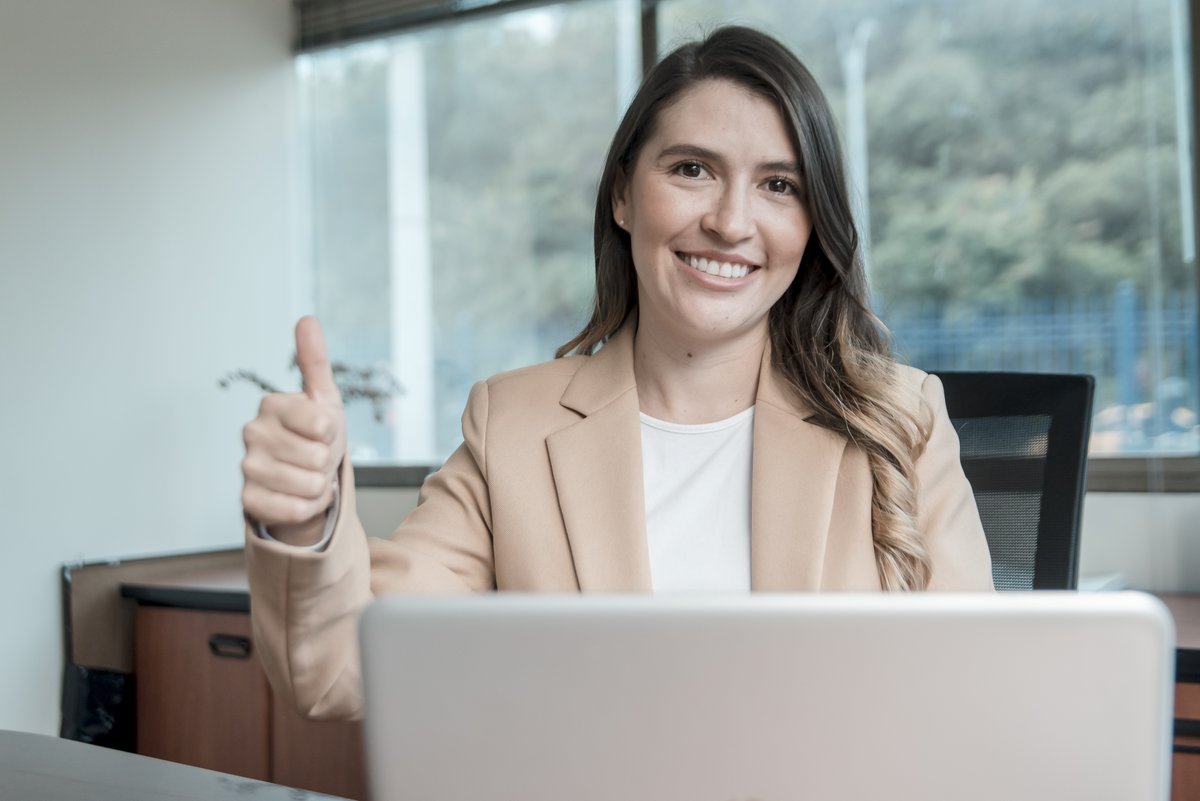 🧑🏽‍💻👩🏽‍💻 ¿Sientes que tus días vuelan y no llegas a todo? 
¡El <a href="/Ministerio_TIC/">Ministerio TIC</a> tiene la solución para ti! 

📰Conoce estas herramientas que te ayudarán a aprovechar al máximo cada minuto y hacer del teletrabajo una experiencia más efectiva.
teletrabajo.gov.co/814/w3-article…