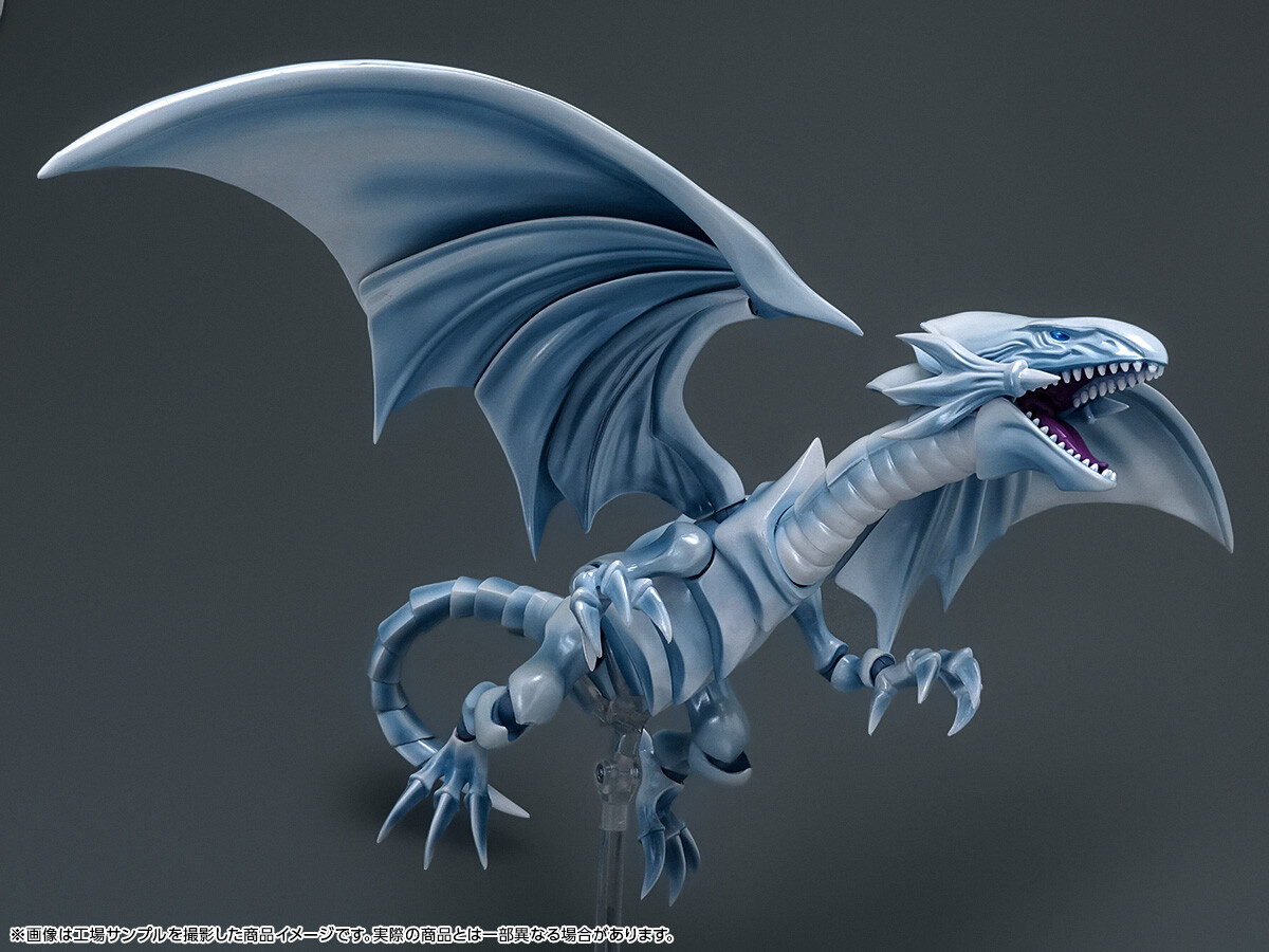 今週末の新商品】 「S.H.MonsterArts 青眼の白龍」は一般店頭で12月29
