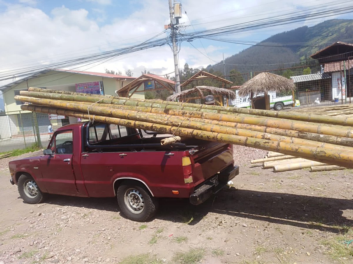 Hola Quito 
La Bodega de Bambú y Guadua les saluda
 🟩WHATSAPP 🟩
Pulsa aqui 👇
bit.ly/3R75OVZ
0987085204/0983895560
Servicio de corte🪓🔪
🧭Horarios  Lunes a viernes 08:00 a 17:00🕛
UBICACIÓN 
PULSA AQUI 👇 
bit.ly/3LC2jG2
PAGINA FB
👇
facebook.com/HNDbioconstruc…