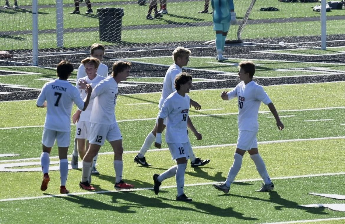 Max Gonzales getting congrats after scoring late goal in Tritons 1-0 win over CIF-LA #1 Birmingham’s in SoCal Nike Tournament today! Tritons remain undefeated on the season. 👍💪⚽️⁦<a href="/ocvarsity/">ocvarsity</a>⁩ ⁦<a href="/latsondheimer/">eric sondheimer</a>⁩ ⁦<a href="/SouthOCsports/">South OC Sports</a>⁩ ⁦<a href="/SOCoPrepSports/">SOCo Prep Sports</a>⁩