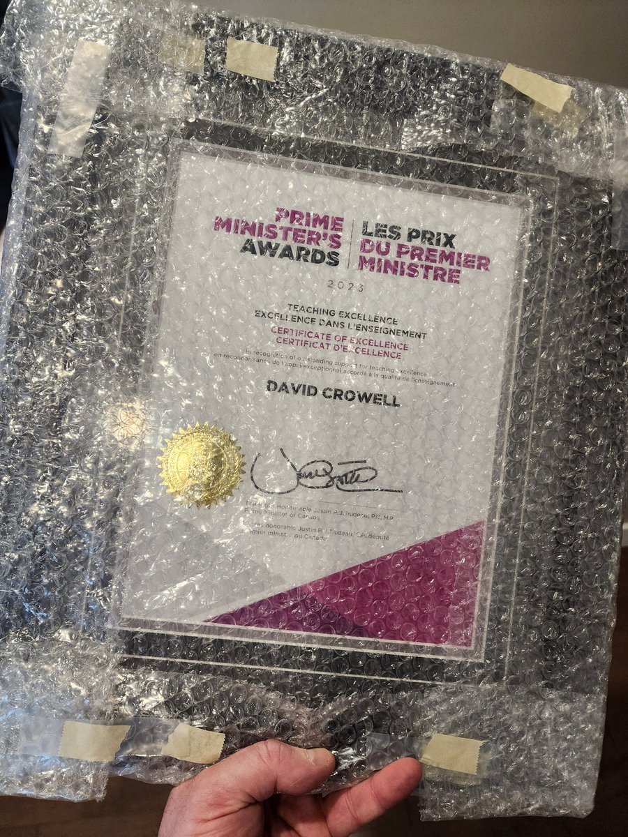 davidncrowell's tweet image. Picked up a little package this afternoon.  My #PMAward arrived from Ottawa today!
