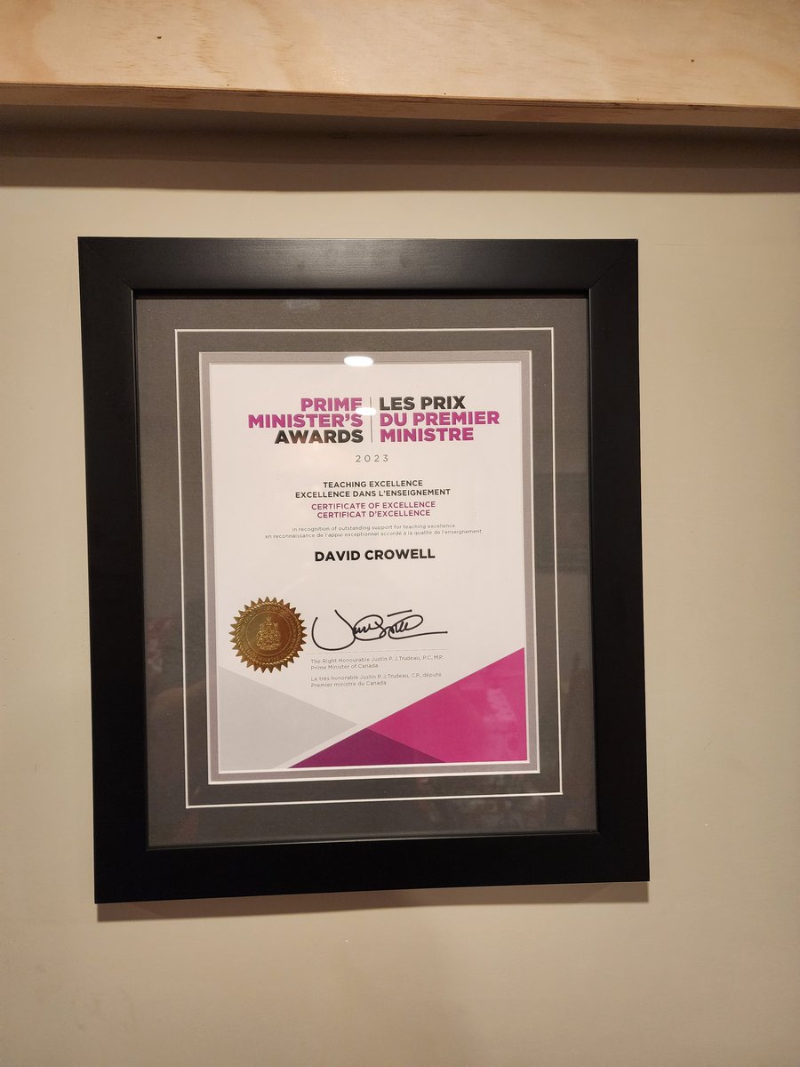 davidncrowell's tweet image. Picked up a little package this afternoon.  My #PMAward arrived from Ottawa today!