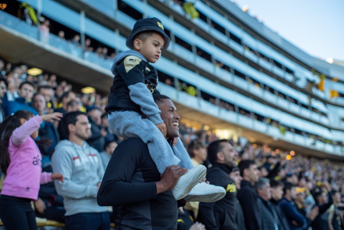 Estadio Campeón del Siglo 2023
Peñarol 2 - Nacional 0
<a href="/OficialCAP/">PEÑAROL</a> <a href="/HistoriaCAP/">Historia de Peñarol</a> #Penarol #uruguaynoma