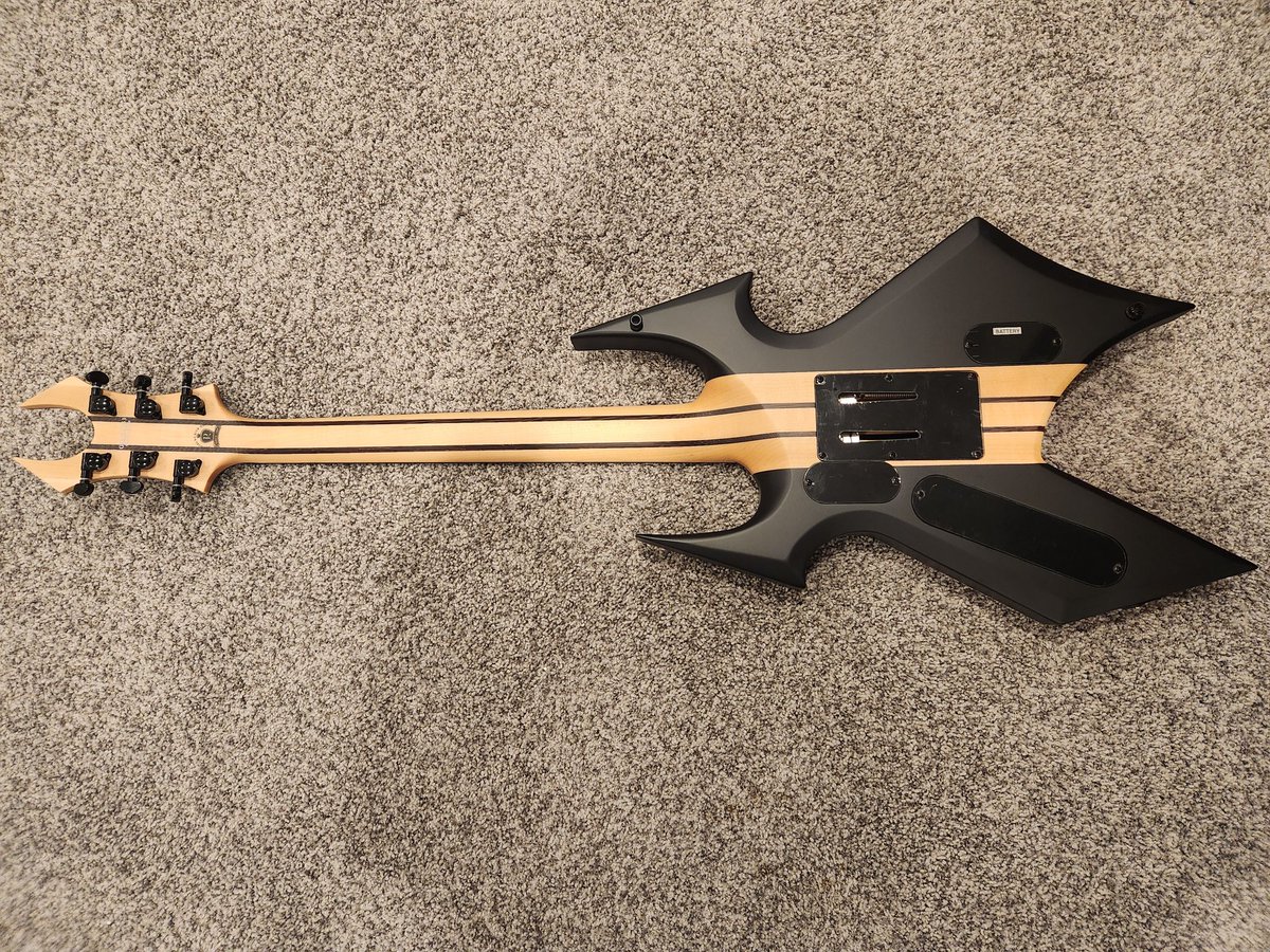 TryTryingHarder's tweet photo. Woo damn! Finally got my replacement guitar. What a beauty. Just need a case now! @OfficialBCRich Warbeast Extreme @guitarcenter #bcrichwarbeast #bcrichguitars #guitar #guitarcenter #warbeast #musiclover #music #shredders https://t.co/gqcOc6wH2Z