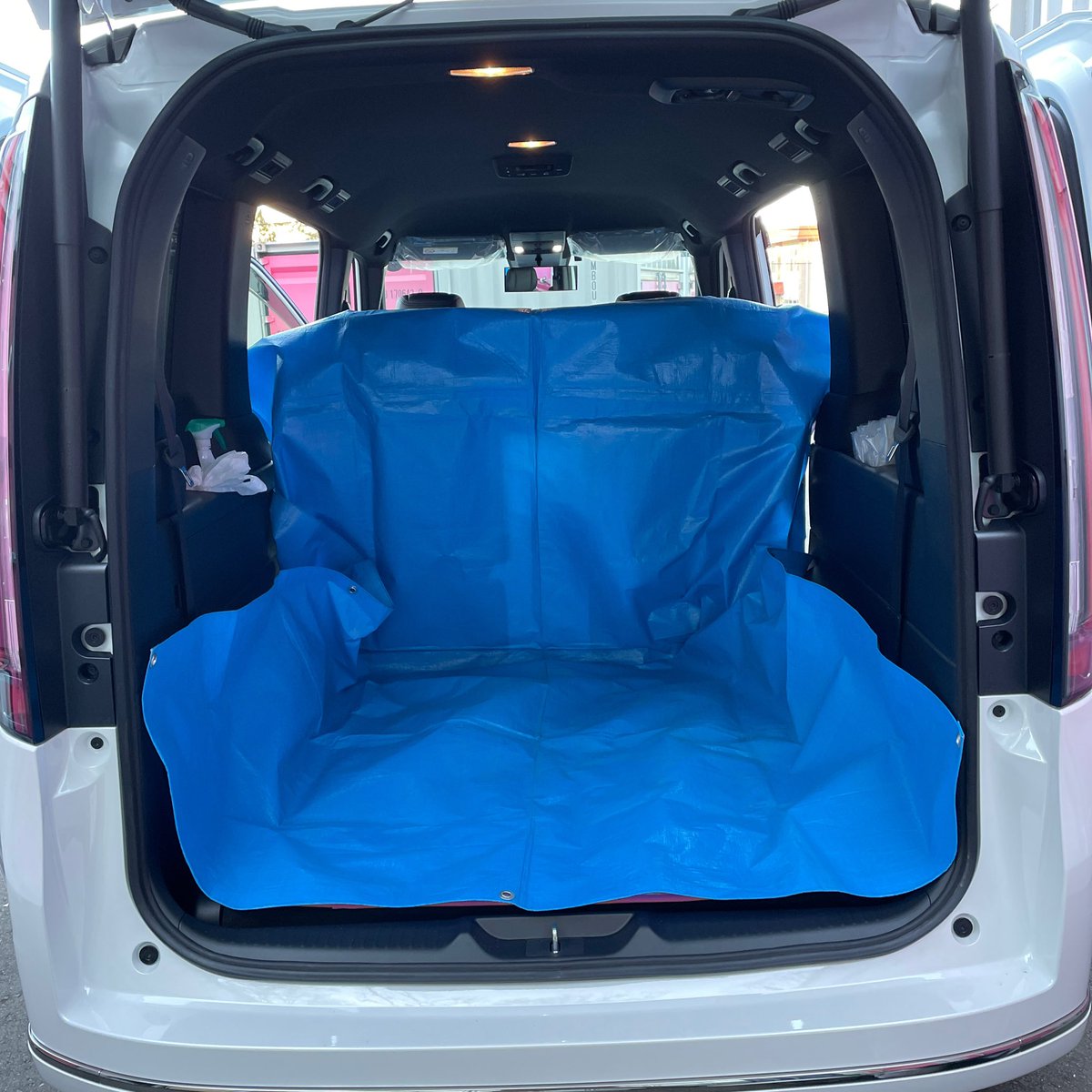Junya1965's tweet photo. 納車後まだ５日なのでキャンパーらしくないですが、しばらくは養生します😅

#椿荘オートキャンプ場
#道志村
#meandhonda
#honda
#stepwagon
#stepwagonspada
#ホンダ
#ステップワゴン
#ステップワゴンスパーダ https://t.co/4VK1hbhqd7