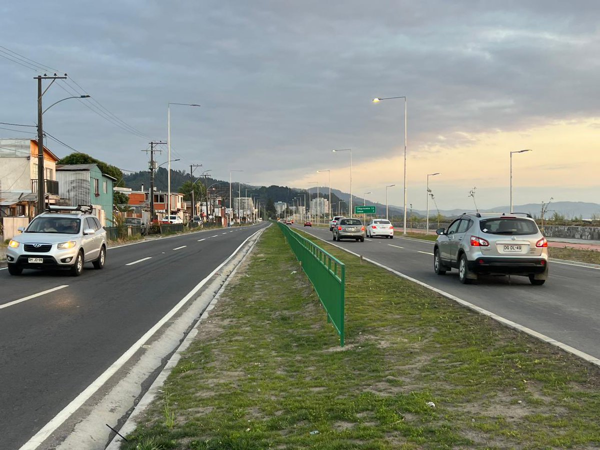 sgiacamang's tweet photo. el 9/1/20 firmamos el convenio de traspaso de recursos para la 2 etapa de la Costanera Concepcion/Chiguayante. Hoy se habilitaron esas obras. Gran noticia para terminar el año para los habitantes del gran #Concepcion. Extraordinaria labor del @MOPBiobio #VamosBiobio https://t.co/NwEiADAg2x