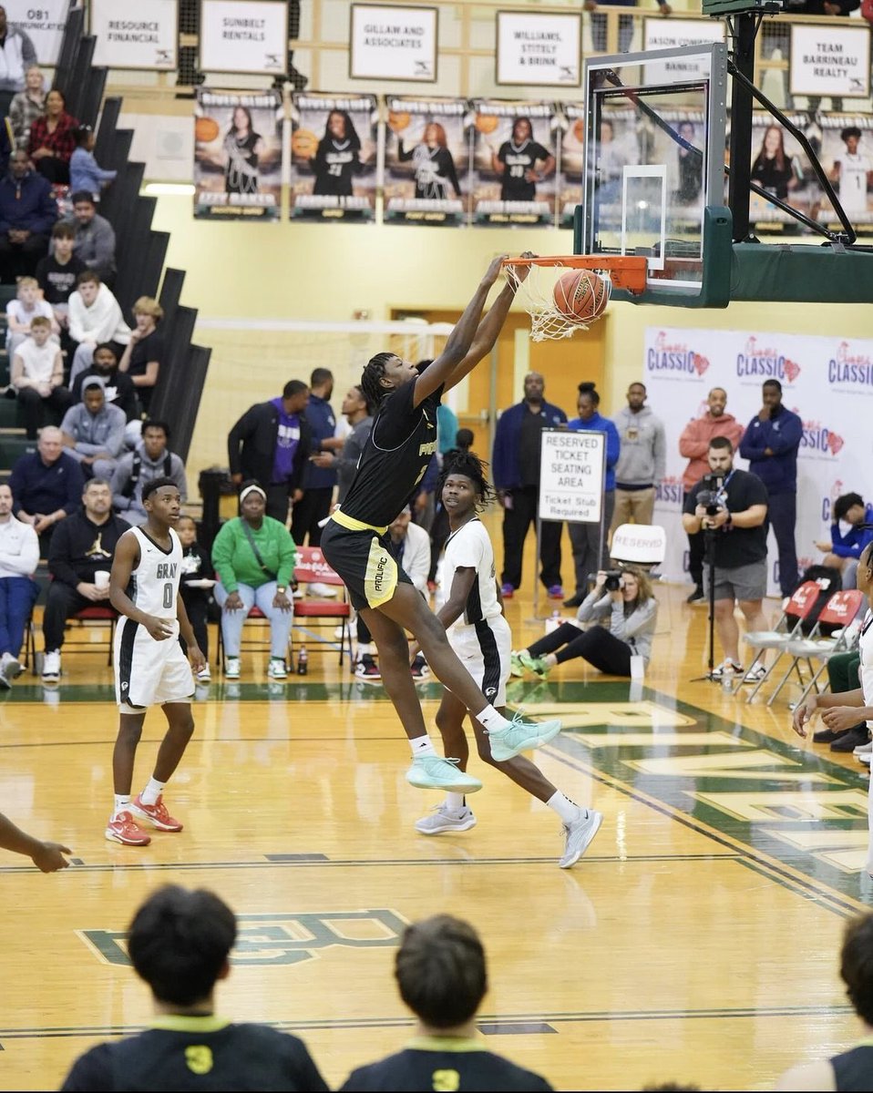 2024 5⭐️ Aiden Sherrell (@AidenSherrell) was the best player on the floor tonight for @ProlificPrep Aiden finished with 15 points, 13 rebounds (9 offensive) and a block! Nate Oats has a good one coming!