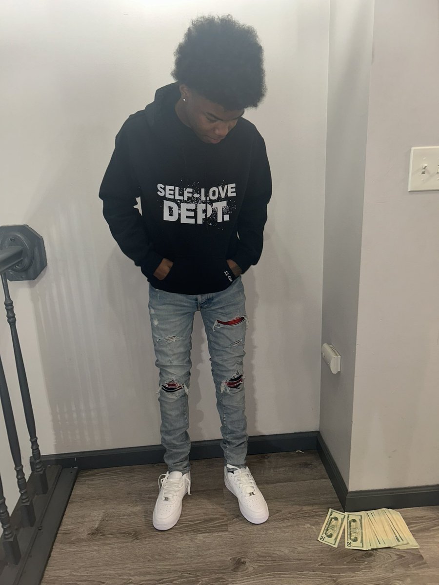 sauceyshon's tweet image. I can’t tell you how I got here I juss thank god