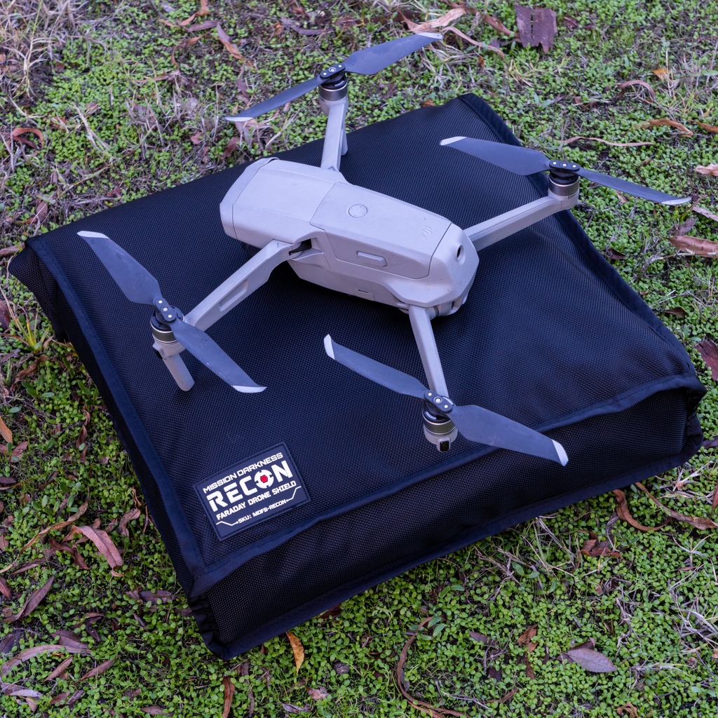 MissionDarkness's tweet image. Keep your drone&apos;s GPS shielded and secure when not soaring the skies. The Mission Darkness Recon Faraday Drone Bag safeguards against EMPs and unwanted tracking. Fly with freedom, store with certainty. 🚁🔒 #GPSshield #EMPprotection #MissionDarkness
