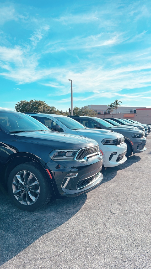 cdjrhomestead's tweet photo. Who else is ready for the New Year!? Stop by Spitzer CDJR to snag and SAVE on end of year deals! 🤩 https://t.co/IbeO35va3y