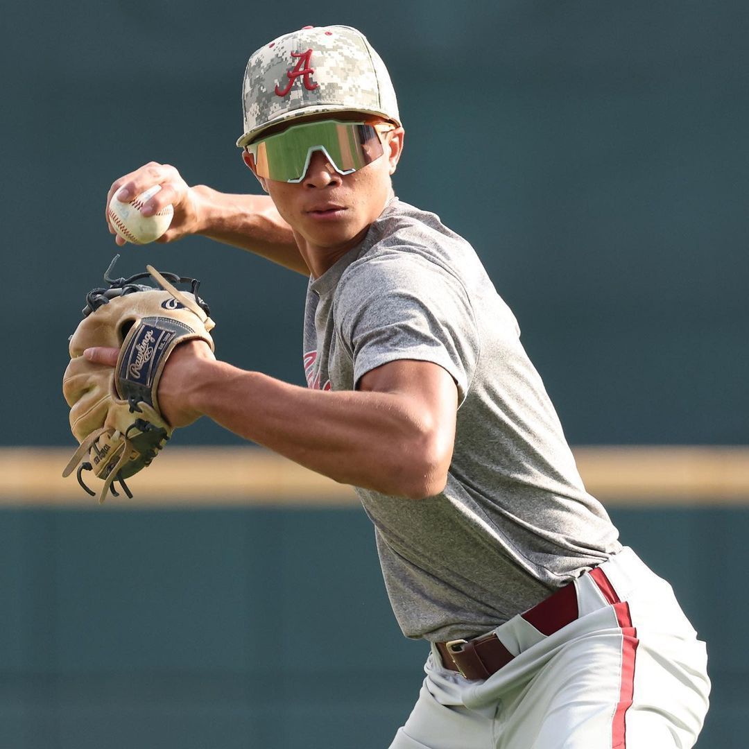 An exciting freshman with smooth actions, a strong arm and special instincts, @JustinLebron15 appears set to be <a href="/AlabamaBSB/">Alabama Baseball</a>'s starting shortstop.

"That guy, I think, has a chance to make a lot of money playing baseball.”

<a href="/KinaTraxInc/">KinaTrax</a> Fall Report 👉 d1ba.se/41IR5aD