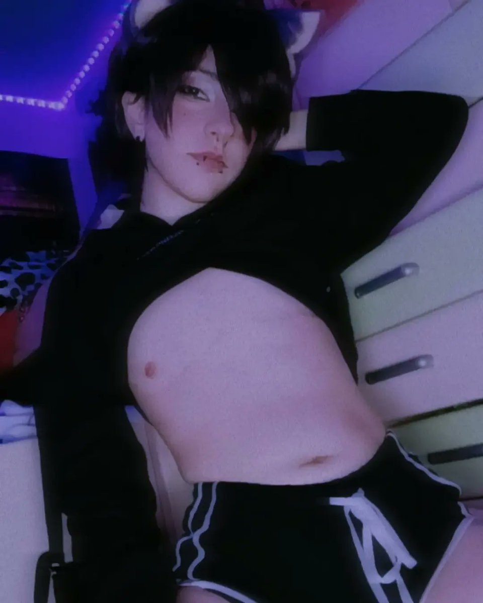 °• Pink Confusion • PATREON/FANSLY 🔗BIO •° tweet media