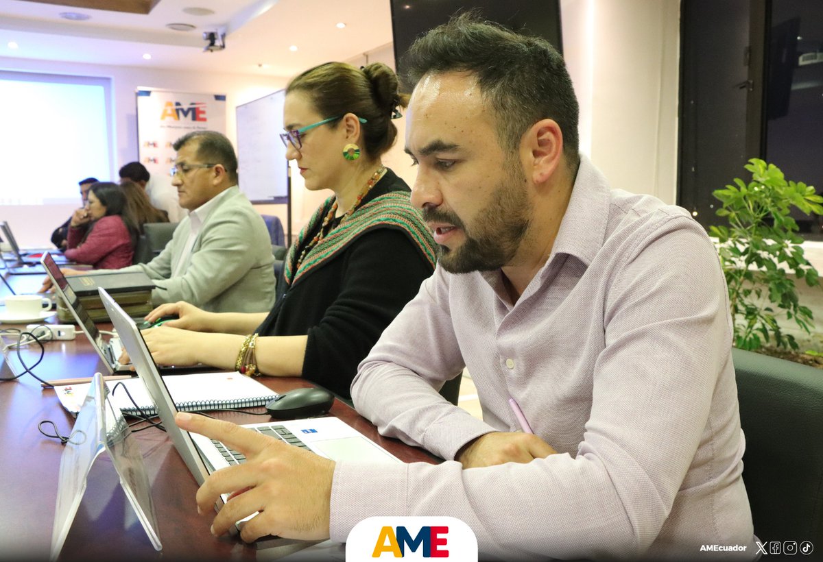 De manera virtual 💻se realizó la Sesión Extraordinaria del Comité Ejecutivo N. 012-E-DE(e)-AME-2023, dirigida por el presidente <a href="/patricio_maldo/">Patricio Maldonado</a>.