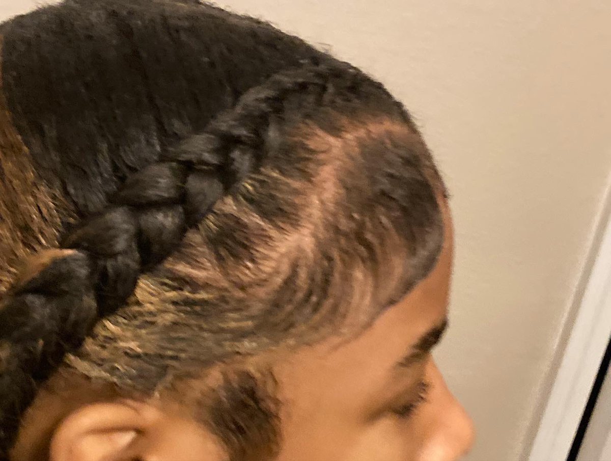 styledbytaleya's tweet photo. 2-Braids To The Back https://t.co/fiWr3tJ7Ha