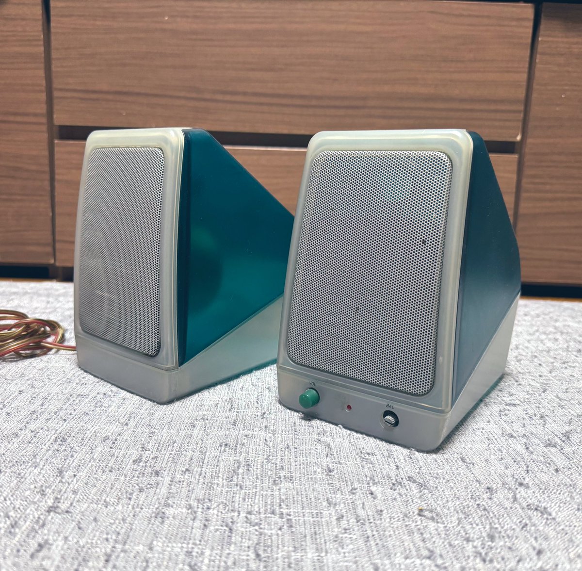 kuniyam's tweet photo. 気に入って使ってたけど、つまみも一つないし暫く使ってなかったので処分
#COZO
#内芝製作所 https://t.co/K9CG55jobB