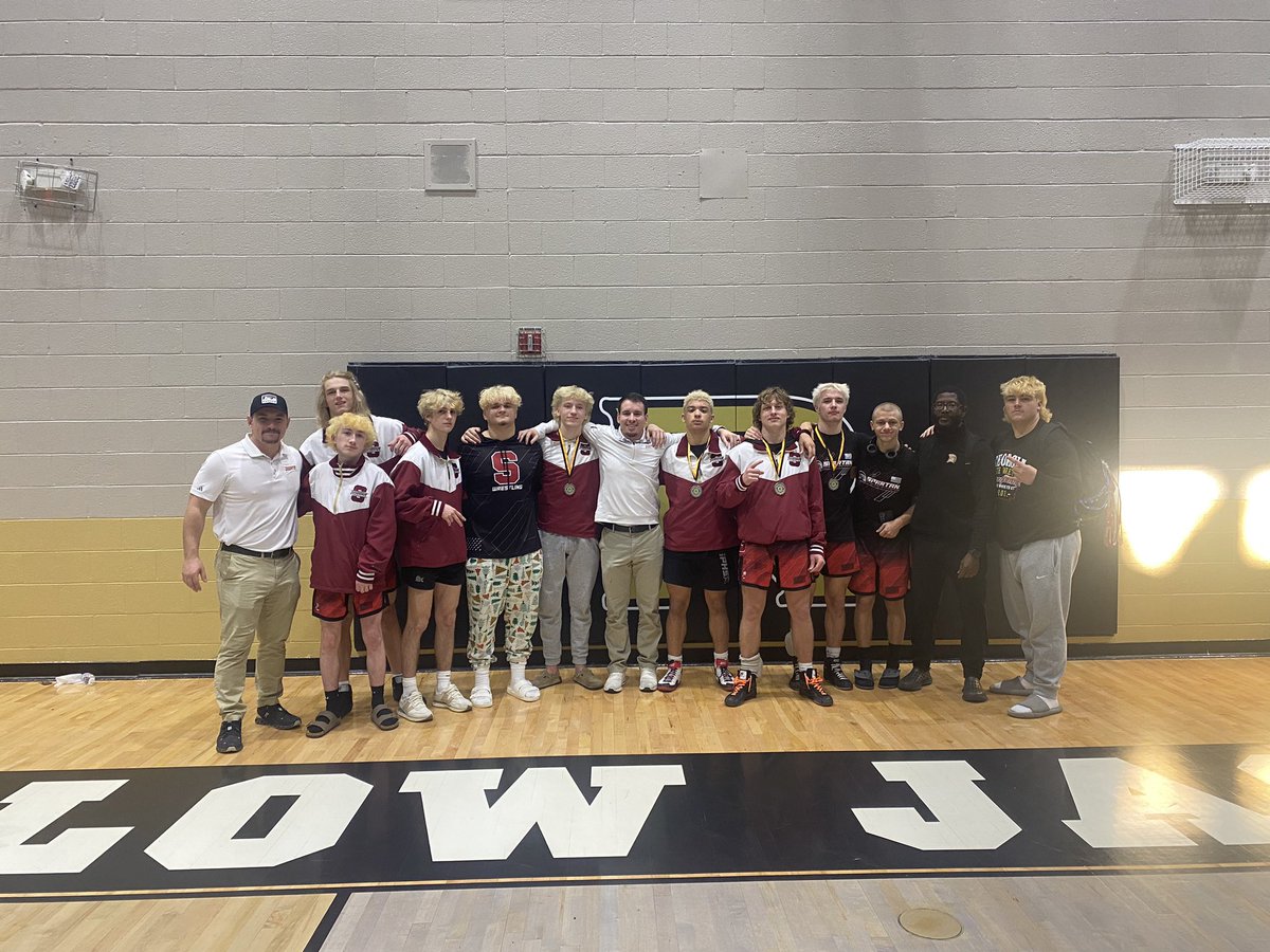 ryan_seymour4's tweet photo. Got 1st today at the 44th Rockmart invitational! Pinned a state champ and knockout placer in the finals! #AGTG @WrestlingSPHS @CoachAaronHuff @austinseymour41 @CoachScottByers @GeorgiaGrappler @SeWrestle https://t.co/6cJ94vMy2V