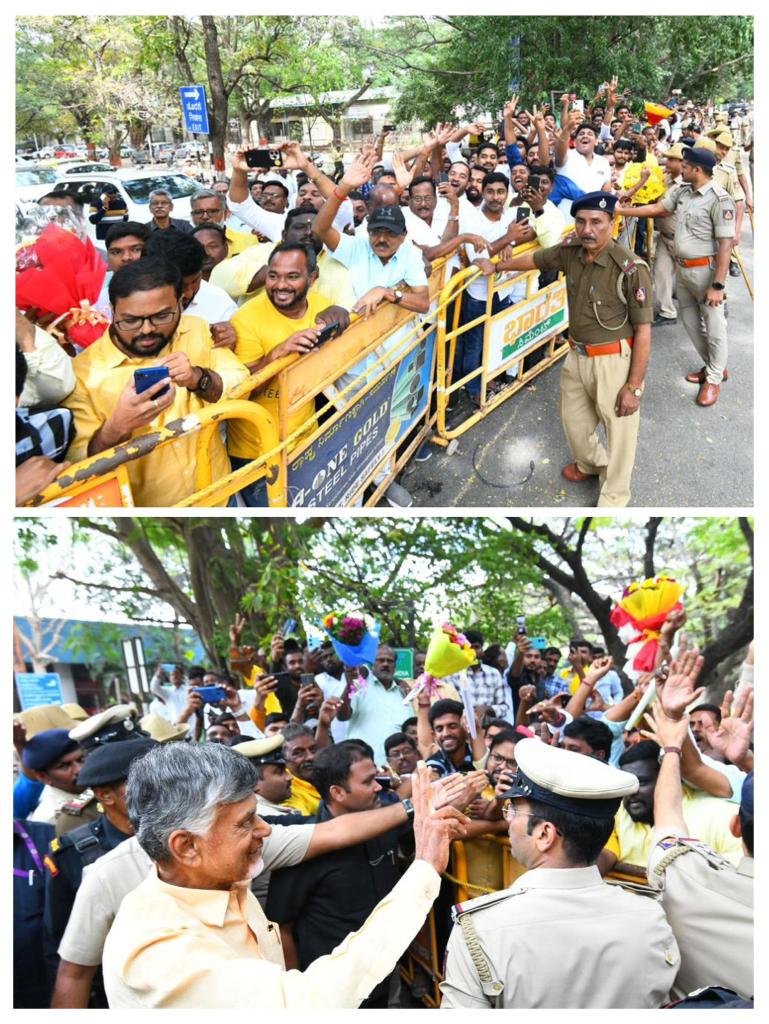 mannesrini's tweet photo. బెంగుళూరు ఎయిర్ పోర్ట్ వద్ద బాబు గారికి ఘనస్వాగతం పలుకుతున్న ప్రజలు
#ChandraBabu #NaraChandrababuNaidu
#BangaloreTDPforum
#BTFwithCBN https://t.co/ypCR8m0dBx
