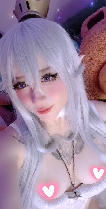 A little preview of the Christmas gift I have for you, rt if u wanna see it 🤭🤭🤭 https://t.co/mEnd8P0<a href="/tag/mvsales"class="tags"><span>#mvsales</span></a>