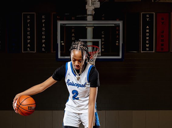 Knights win! Varsity girls basketball will face Lake Belton in the Silver Bracket championship of the Aggieland Classic tomorrow at 12:30! The Knights have won 3 straight over Kingwood, Midlothian Heritage, and Richardson! #KnightsStandOut