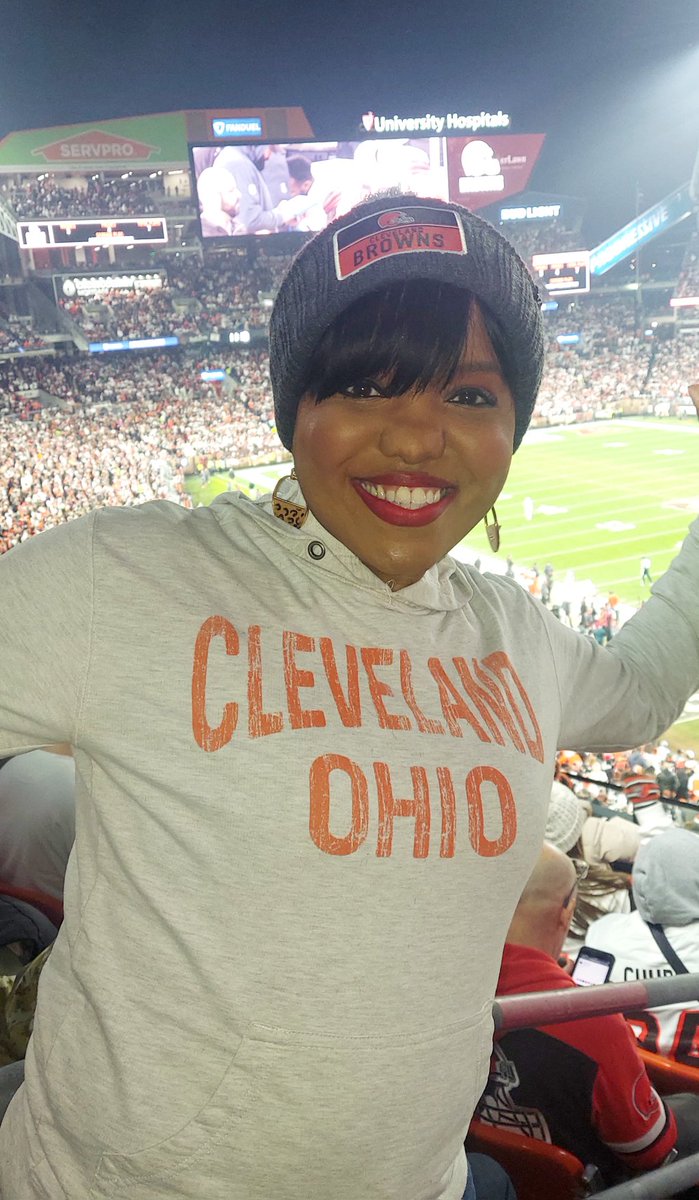 DaniWiggins6's tweet photo. Game ready! Let's go @Browns ! #Browns #Jets #DecemberFootball #NFL https://t.co/U9kR0C1EdX