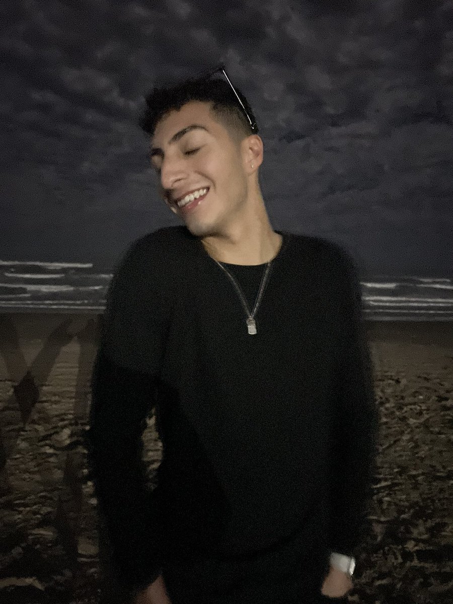 joshbriones28's tweet photo. 21 betta do something for me.🪪 #idme https://t.co/zWoYN1Y2qZ