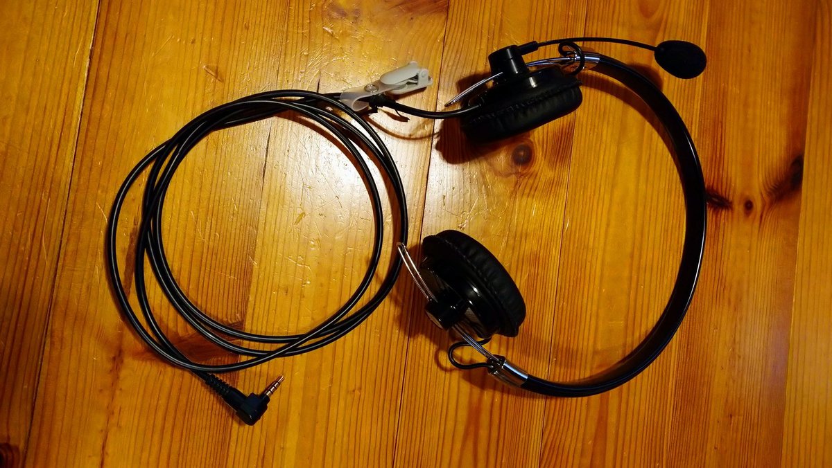 my new gear hi-fiなヘッドセットを探していて行き着いたけどhi-fiではなかった でも、無線機に繋いでみるとスッゴく聞きやすい‼ さすがの #アシダ音響 無線用とオーディオ用は両立しないのかぁ
