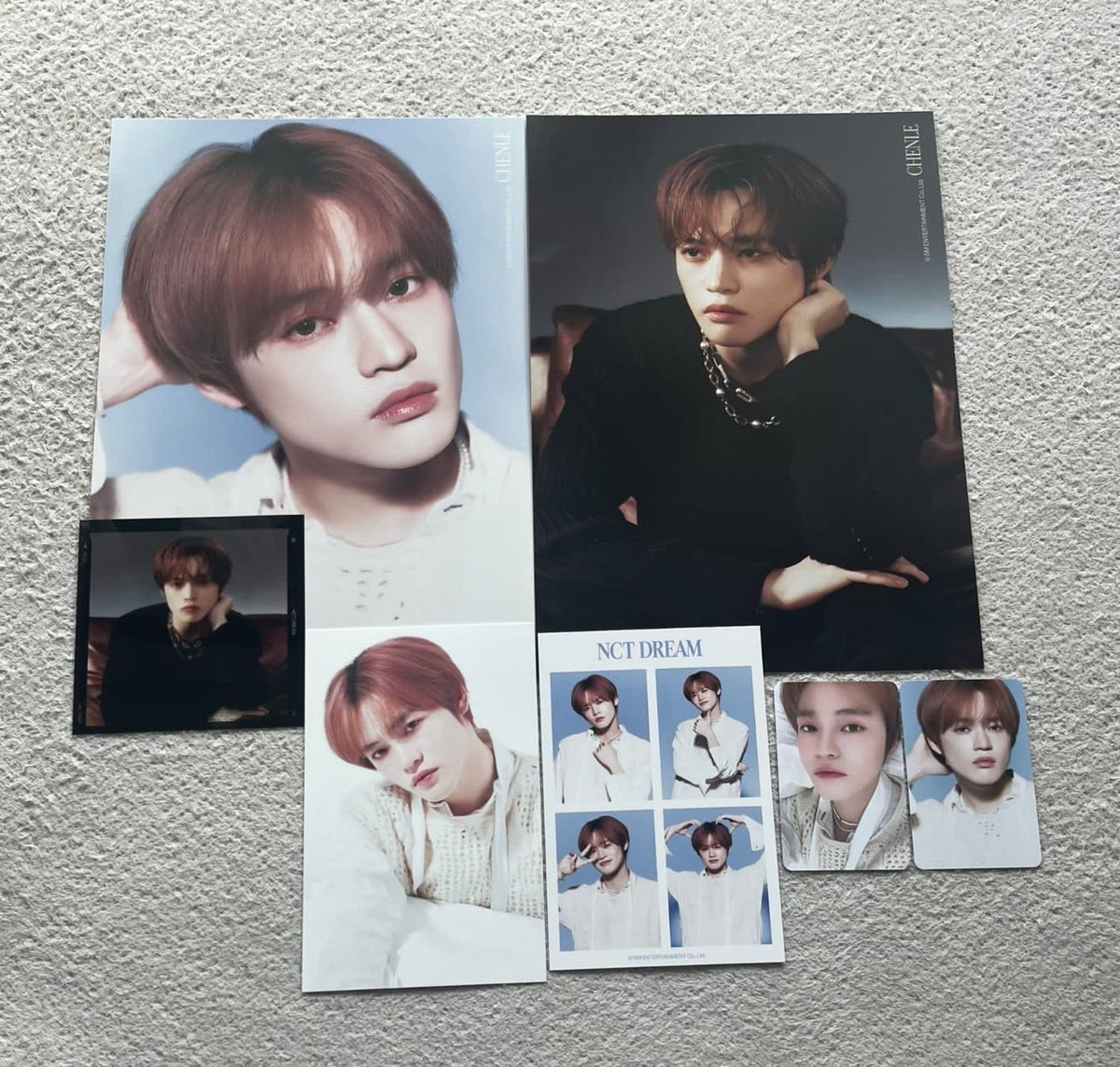 softwnwoos's tweet photo. WTB chenle and renjun set for the nct dream 2024 seasons greetings! chenle is my priority set though <3 https://t.co/lXmAPksV40