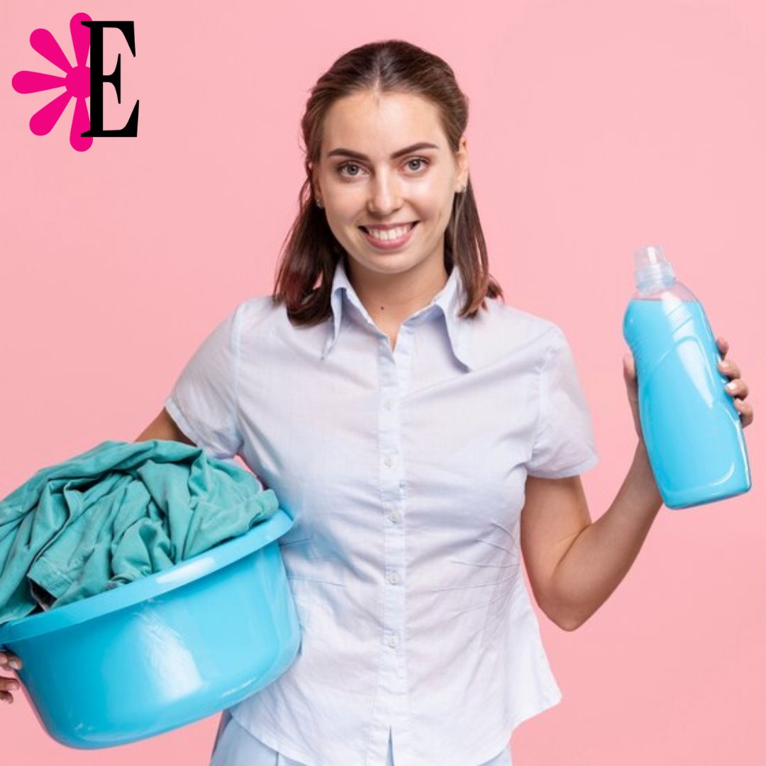 Estampas's tweet photo. #Estampas | Las manchas de moho o humedad en la ropa causan mal olor y son  altamente perjudiciales para la salud. Un truco para eliminarlas es colocar en la zona un poco de vinagre con bicarbonato de sodio y luego enjuagar con abundante agua. #TipsDeHogar https://t.co/icyjy3njDN