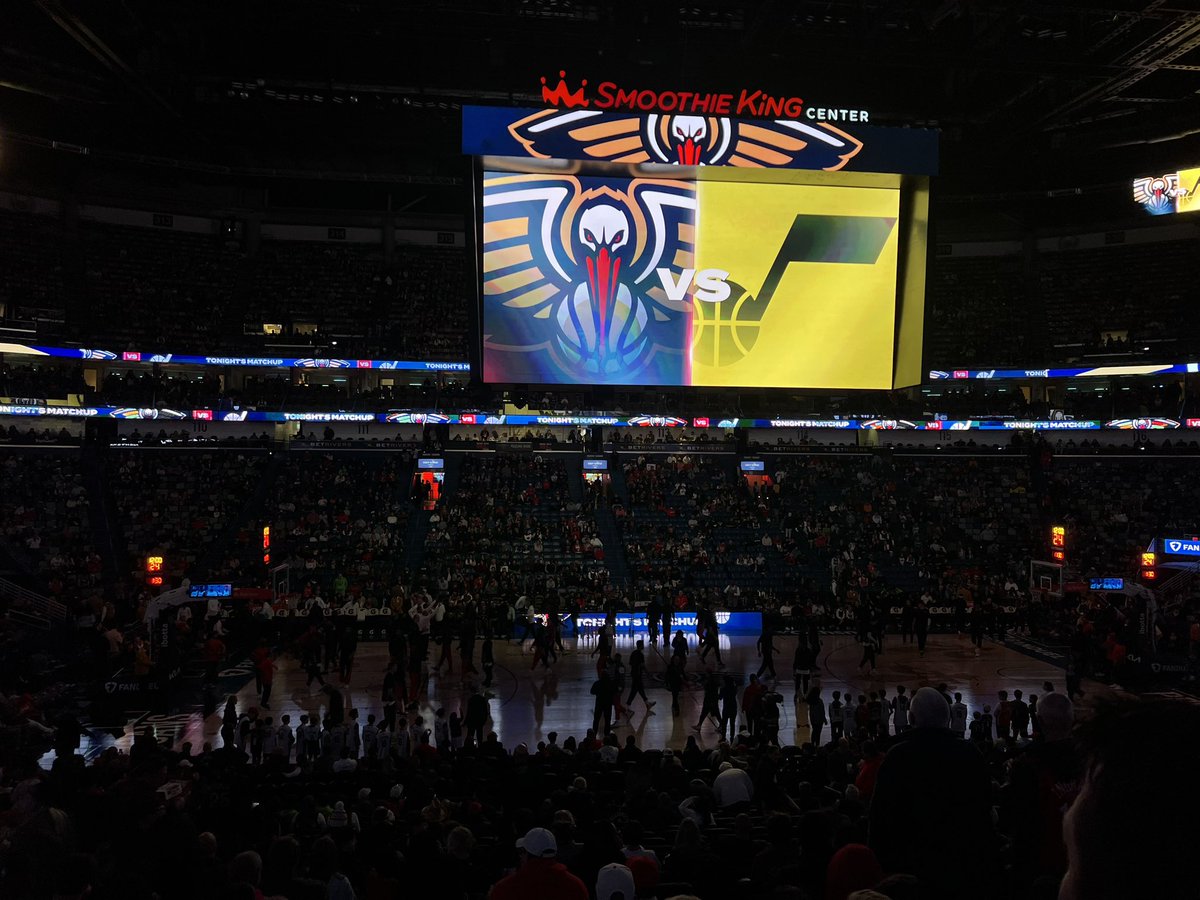 bayleeanna_'s tweet photo. GO PELS!!! #pelicansgameday https://t.co/5nBvB4Jsnu