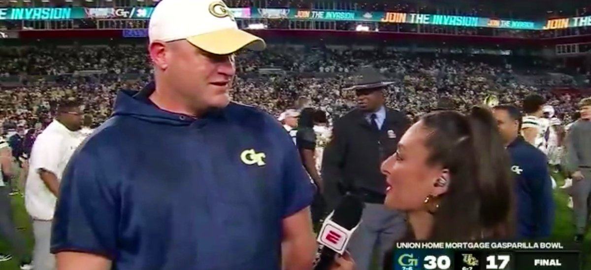 MFlynnGT's tweet photo. 𝘛𝘏𝘌 𝘙𝘈𝘛𝘐𝘕𝘎𝘚 𝘈𝘙𝘌 𝘐𝘕 … 📺 👀 

2️⃣.3️⃣5️⃣ million people watched @GeorgiaTechFB’s @GasparillaBowl win over UCF. That is easily the most-watched game of the 1st 2 weeks of @BowlSeason on ESPN — 780,000 viewers (50%) more than any other bowl telecast on ESPN. #StingEm 🐝 https://t.co/BdZcO8ZS6L