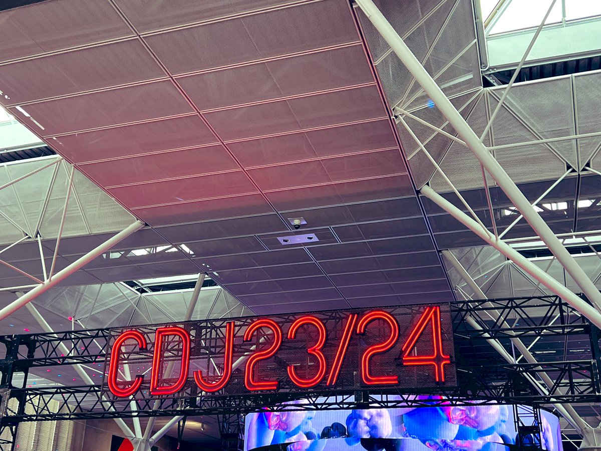今年もCDJ参戦🔥🔥🔥
初日行ってきた！
お目当てのマカえん最高😭👏🏻✨
あっという間の一日でした！

また来年ライブ行くぞ〜！
#CDJ #CDJ2023
