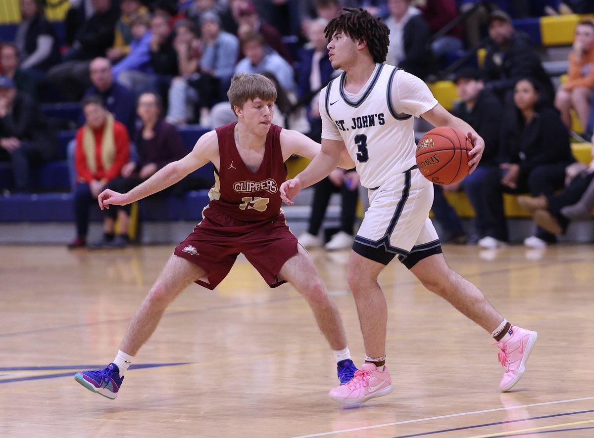 McClellandPeter's tweet image. St. John&apos;s Prep 75   Newburyport 62
(Boys Basketball) - Commonwealth Christmas Classic
The Eagles gained separation with a 25pt 3rd quarter.  Quinn Gregoire paced The Prep with 19pts.  Cal Atherton (12pts) led the Clippers.
@NBPT_BBall @SJPHoop @coach_clay @BostonHeraldHS