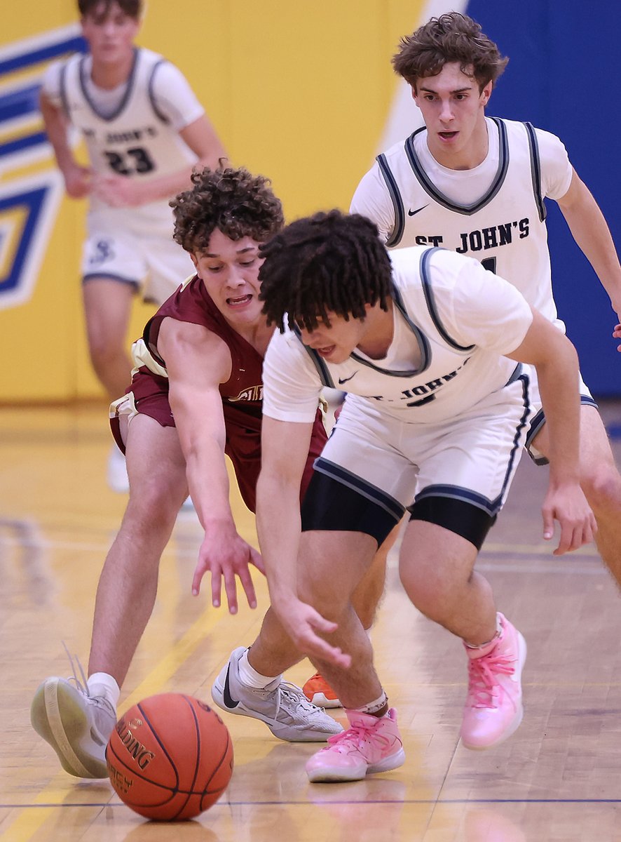 St. John's Prep 75   Newburyport 62
(Boys Basketball) - Commonwealth Christmas Classic
The Eagles gained separation with a 25pt 3rd quarter.  Quinn Gregoire paced The Prep with 19pts.  Cal Atherton (12pts) led the Clippers.
<a href="/NBPT_BBall/">Newburyport Boys Basketball</a> <a href="/SJPHoop/">SJP Basketball</a> <a href="/coach_clay/">Coach Clay</a> <a href="/BostonHeraldHS/">Danny Ventura</a>