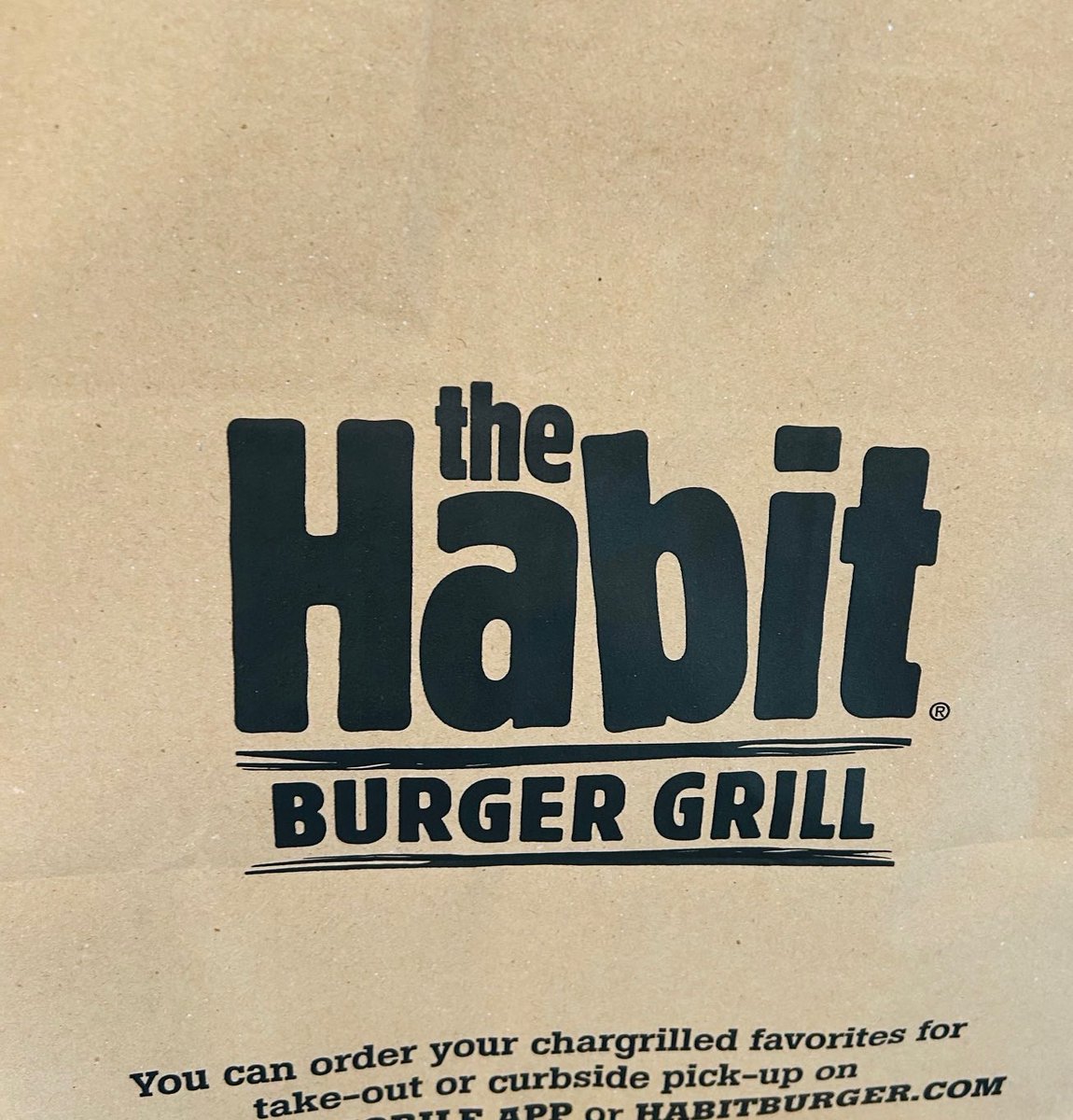 chrisspinelli2's tweet photo. #Thanks for the #Thursday #lunch @habitburger #MakeItAHabit #ThursdayVibes #December #NewYearsWeek #bag https://t.co/fTEPwH0kYN