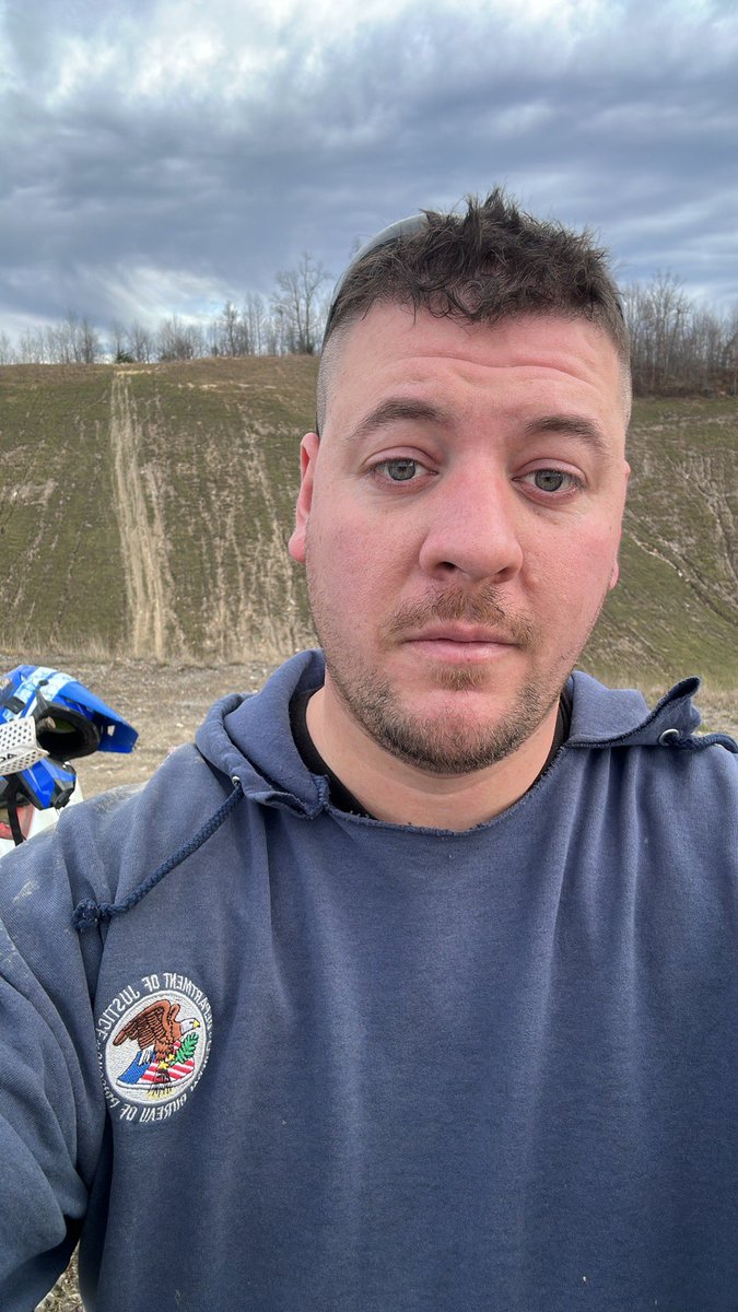 KennethHelphen2's tweet photo. Had a great day with my friends out riding https://t.co/p5jxTdy4ux