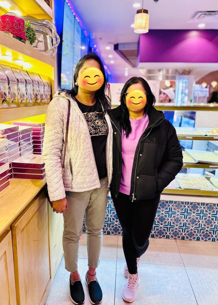 harini617's tweet photo. Lovely evening with lovely lady @Josna2010 garu!
And the Arabic custard was pure 🫶
Let’s party with a bigger crowd in 2024 Josna garu!! https://t.co/TWdof1r5bD