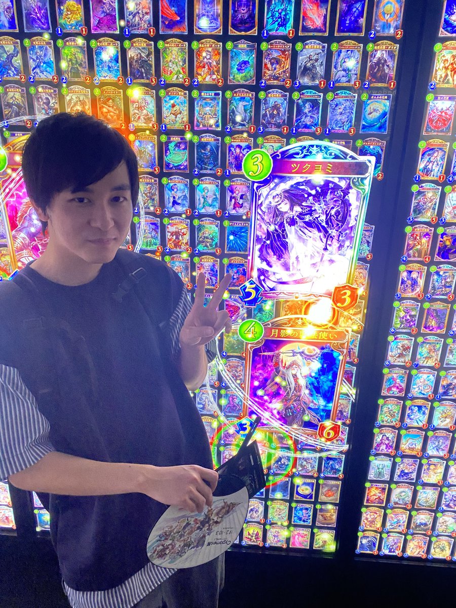 levanga_esports's tweet photo. 【#LVS #RSPT 蓮華 @Eri_RENGE 2023オフショットまとめ】
・行動力の鬼（すぐ新幹線で飛んでくる）
・左利き
・2pickコンビ。Cygames展 Artworks にて。
・影の功労者 https://t.co/JOTyRgwKi1
