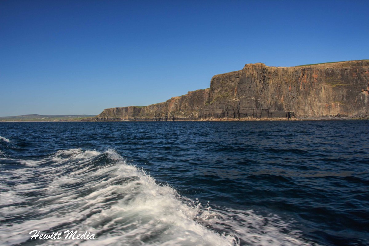 WanderLust1280's tweet image. The Cliffs of Moher are some of the most amazing coastlines anywhere in the world.  Find out how and when to visit in my Cliffs of Moher Visitor Guide.  #Travel #Ireland #CliffsOfMOher #TravelGuides #TravelAdvice  wanderlustphotosblog.com/2018/03/19/the…
