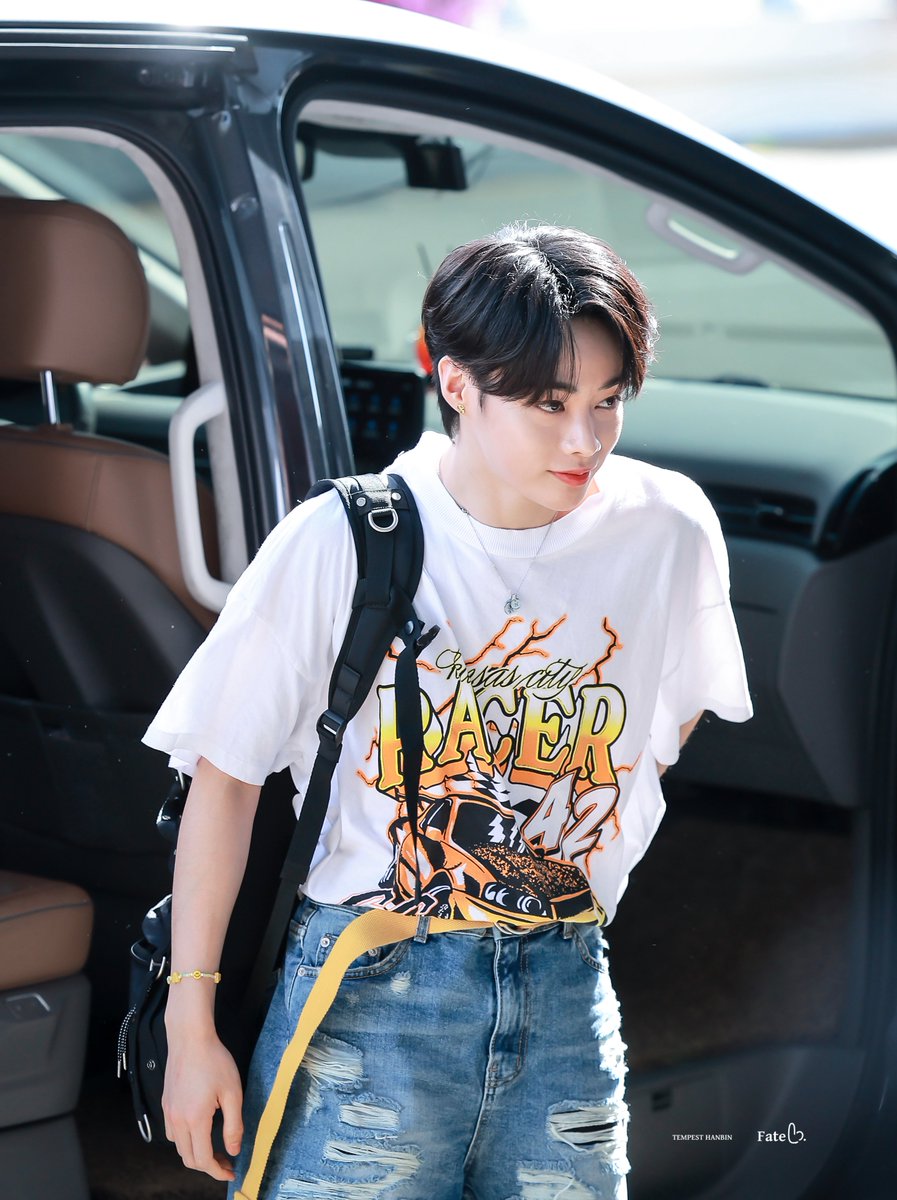Fate_119's tweet photo. 231002 HQ

🌻Good morning~

#한빈 #HANBIN #냥아기_후비
#템페스트 #TEMPEST #TPST #나의햇빛비타민 https://t.co/7xj3wsRijL