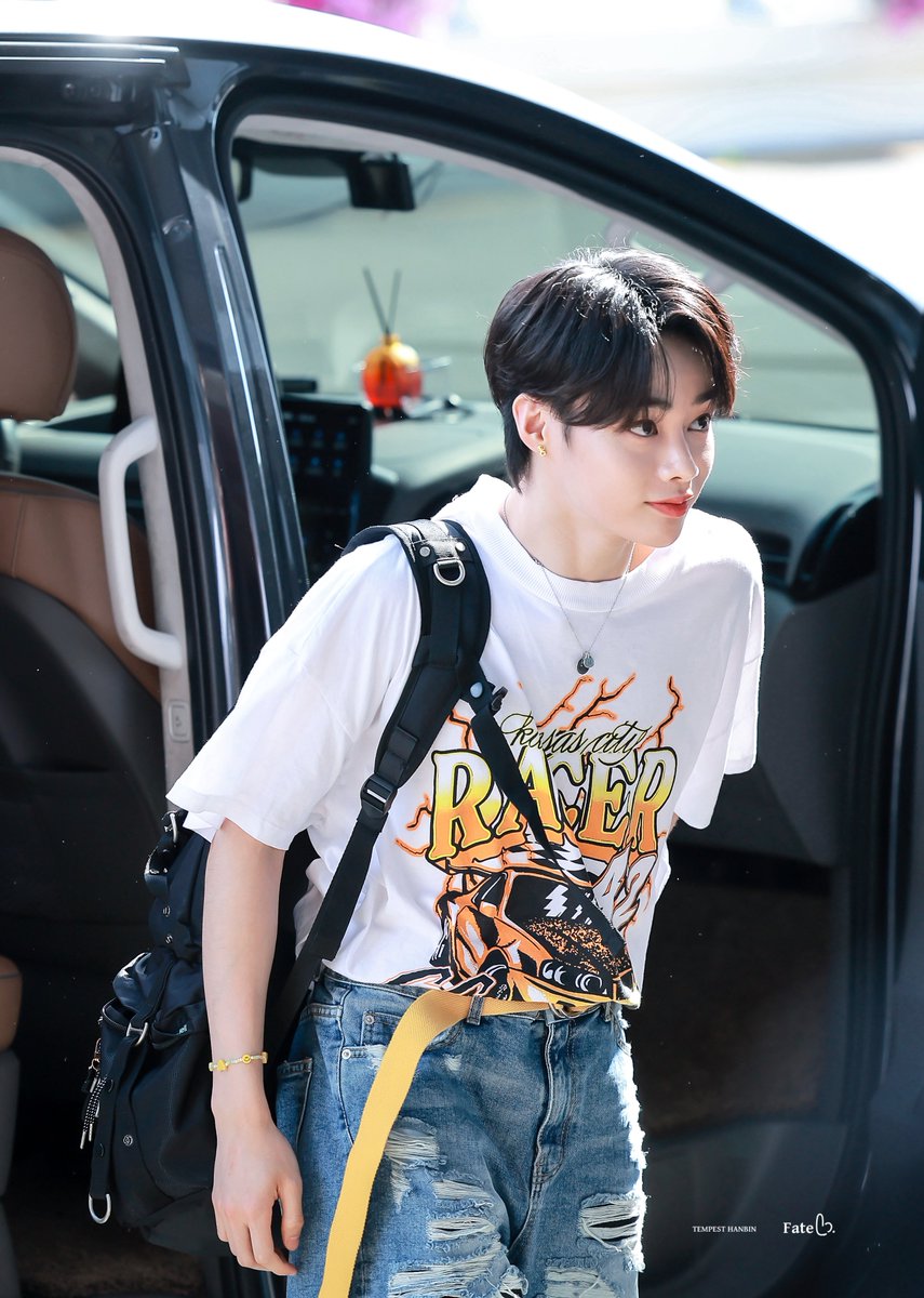 Fate_119's tweet photo. 231002 HQ

🌻Good morning~

#한빈 #HANBIN #냥아기_후비
#템페스트 #TEMPEST #TPST #나의햇빛비타민 https://t.co/7xj3wsRijL