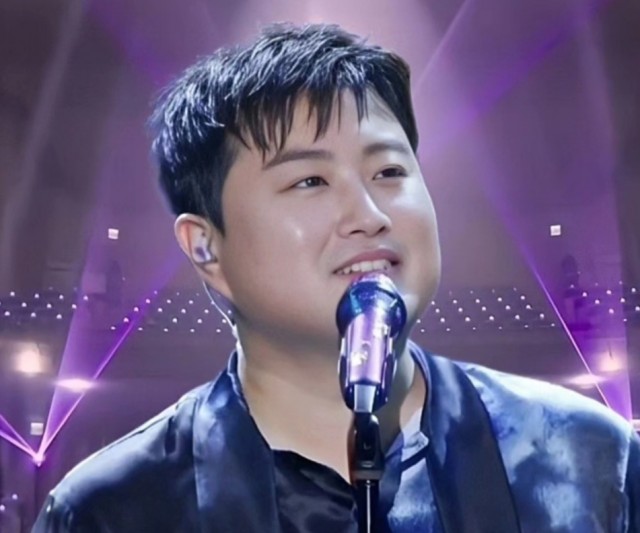 <a href="/topstarnews/">톱스타뉴스 | TOPSTARNEWS.NET</a> 김호중 감성장인 천상보이스👍
#김호중_그중에그대를만나
#김호중_편지한장
김호중
#KIMHOJOONG 
#TVAROTTI 
@hojoongofficial