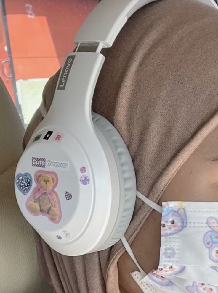 headphones for self reward

— a thread