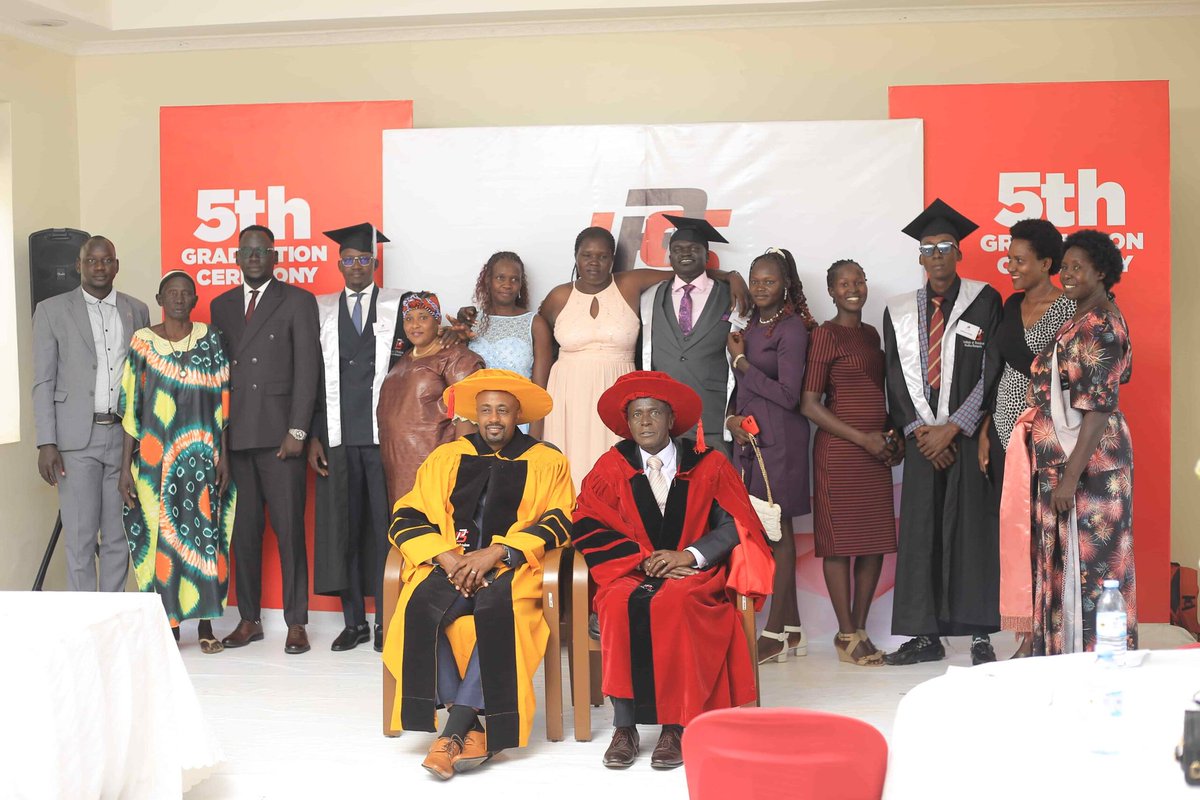 ipskug's tweet photo. A recap of moments to remember as we close the year
#5thGraduation https://t.co/Gs7IZLdjje