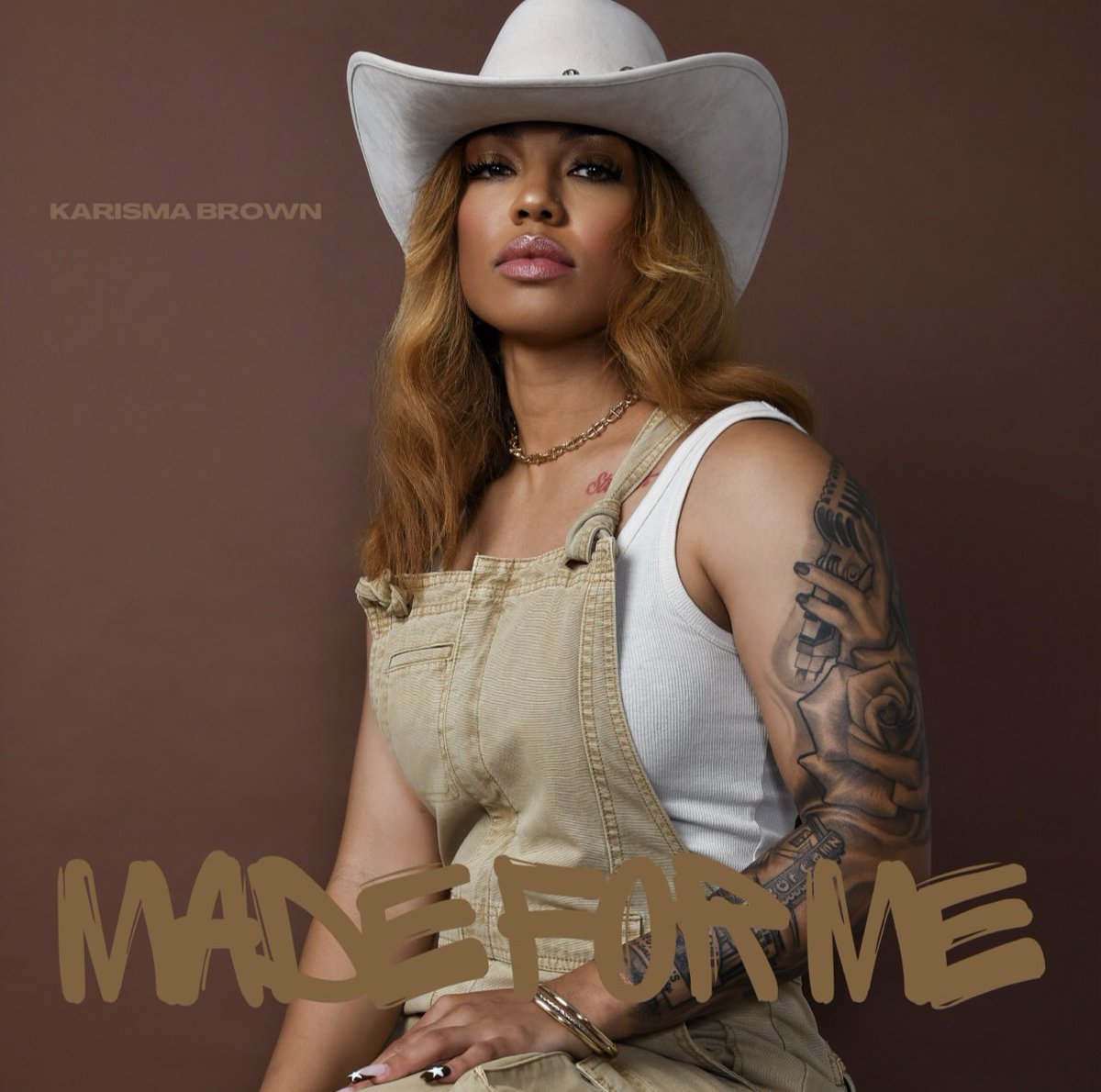 realkarismaB's tweet photo. Debut single “Made For Me” is out now on all platforms 🤠⚡️

#afuaasantewaasingathon #AUSvPAK #DBoss #Twitter https://t.co/uMpWXQBy2G